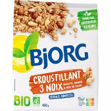 Bjorg Crunchy Cereal 3 Nuts (Hazelnuts, Almond, Cashew) - 8*450g